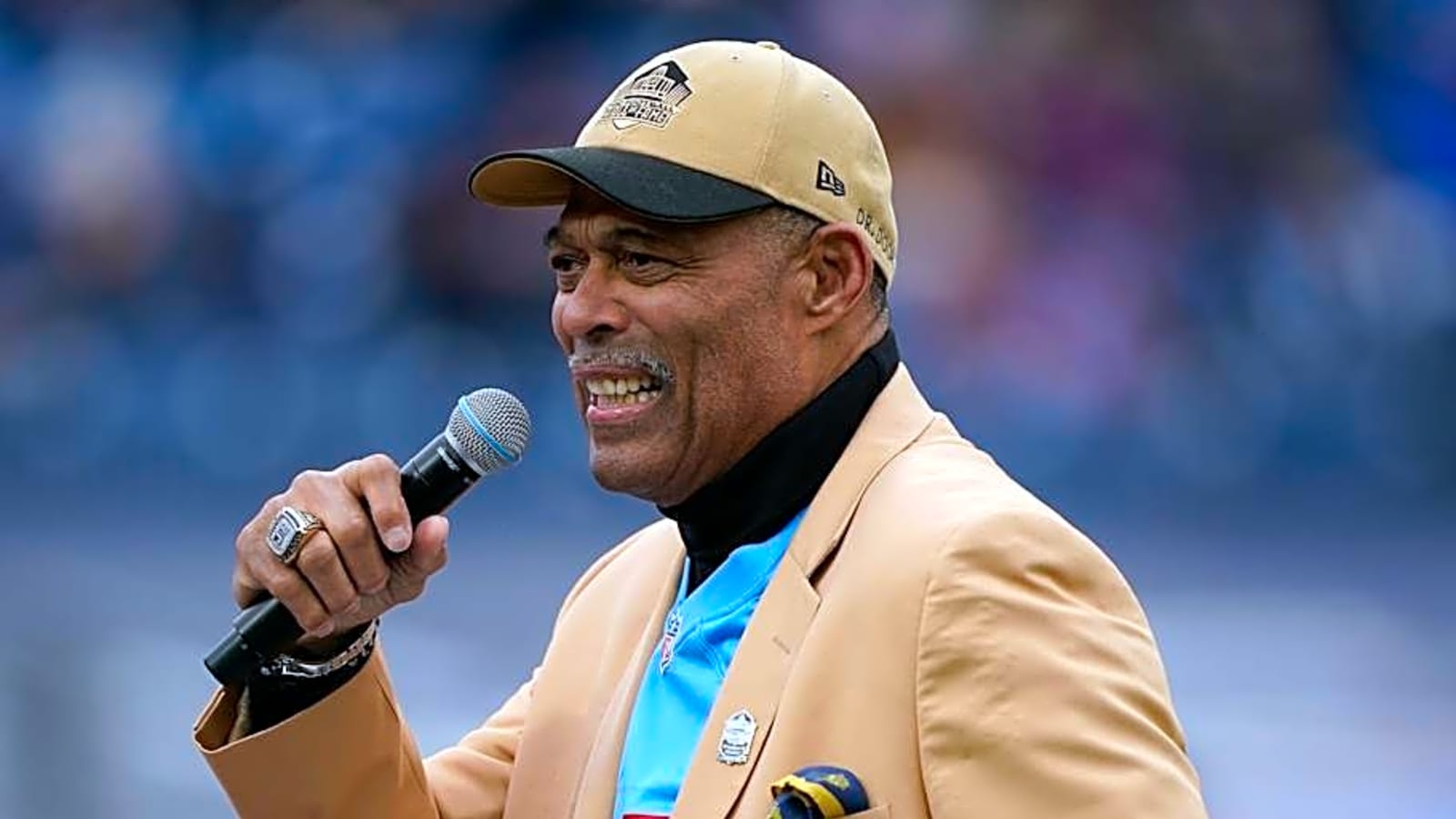 HBCU Football Icon&#39;s Statue To Join MLB Legends Hank Aaron & Satchel Paige At Historic Unveiling
