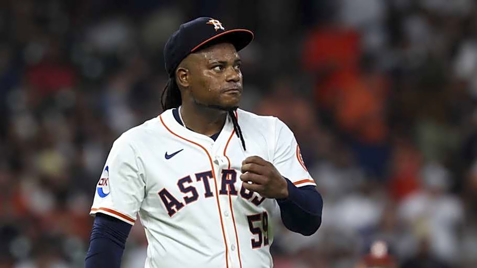 D-backs Named Unlikely Fit for Astros All-Star Pitcher