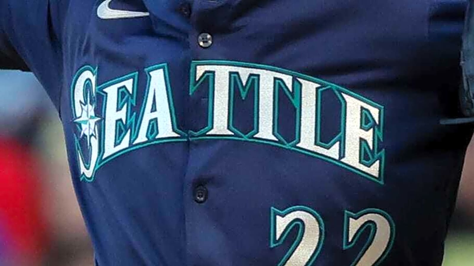 Seattle Mariners Trade Acquisition Wore Awesome Jacket to First Game with Team