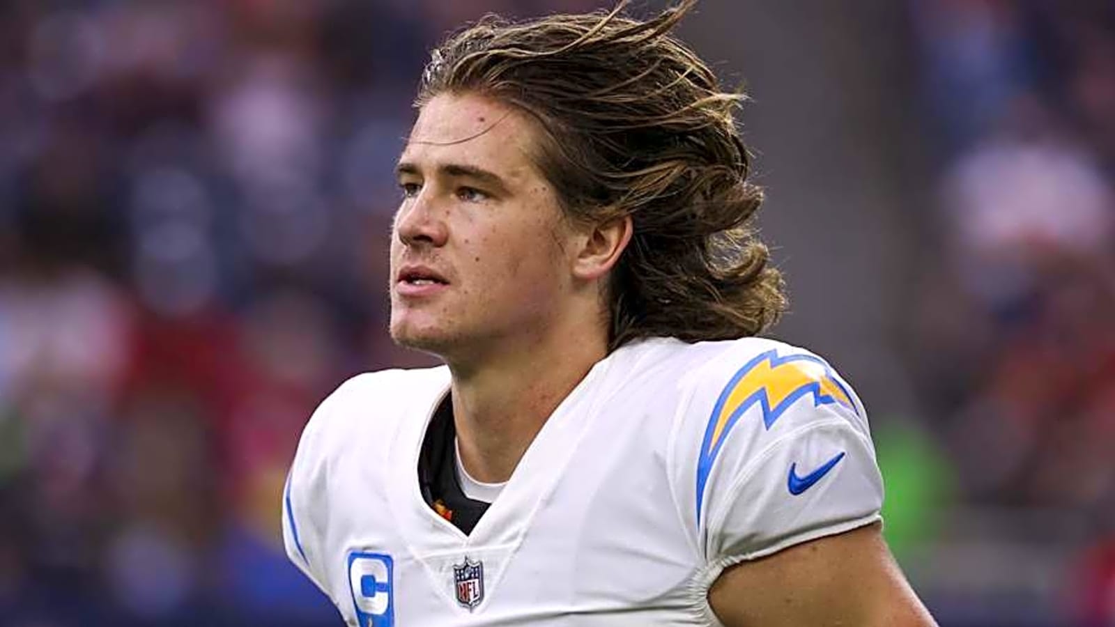 Chargers should have already signed this All-Pro to help Justin Herbert