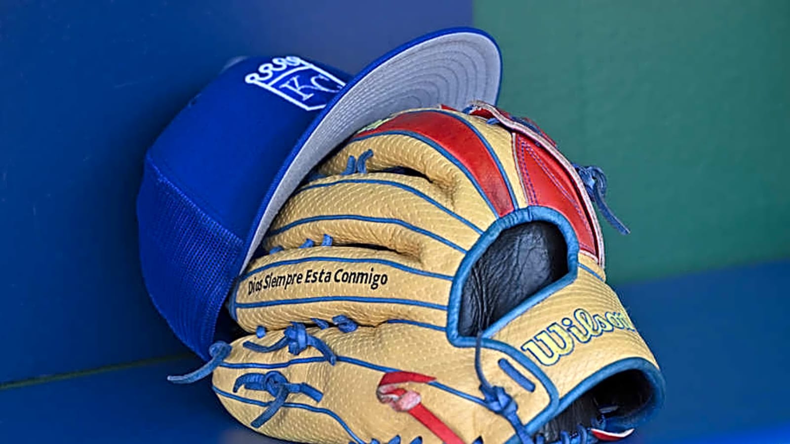 Royals Writer Declares Young Reliever Is &#39;On Thin Ice&#39;