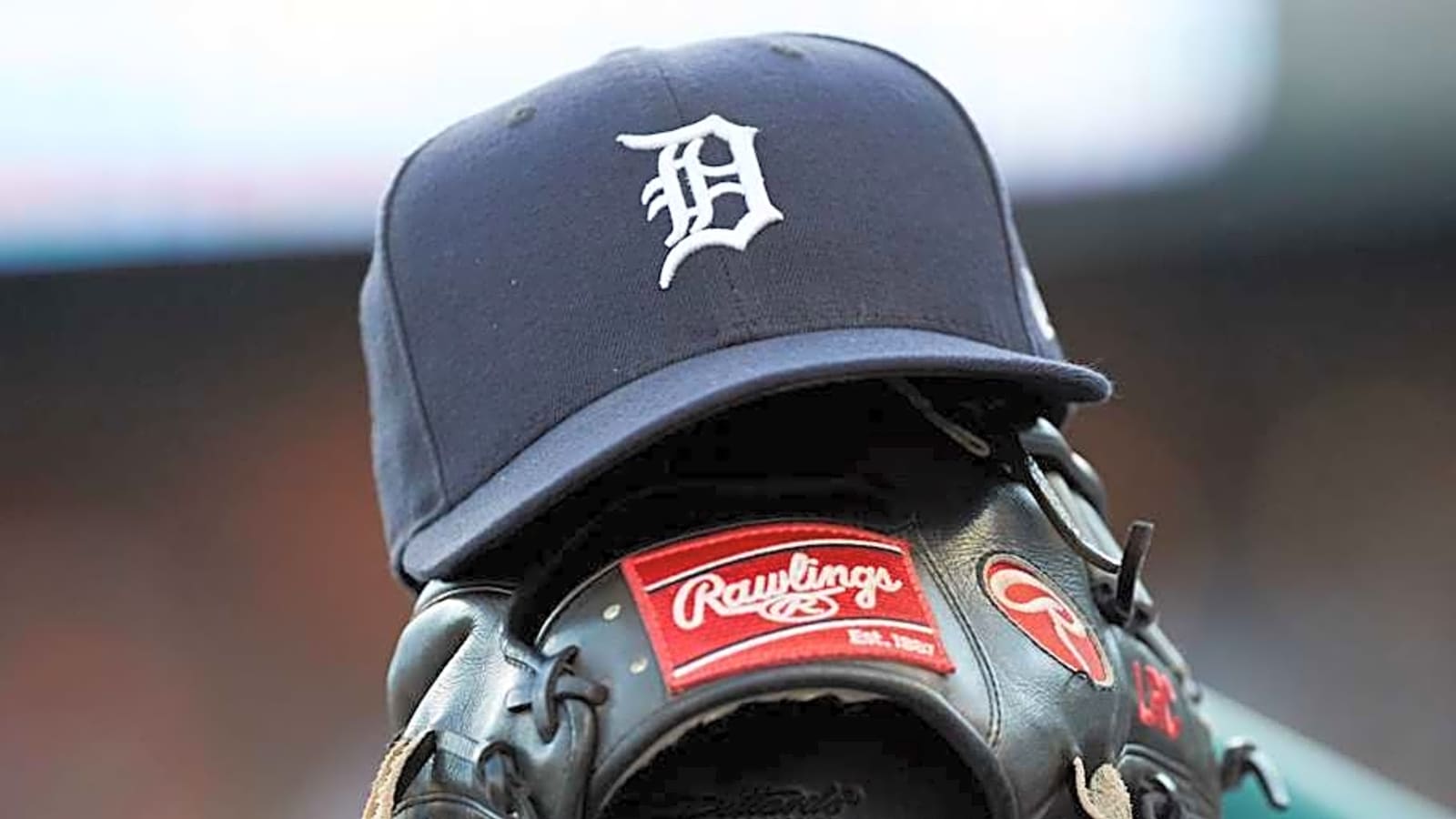 Tigers Linked to Possible Trade Deadline Splash for Gold Glove Infielder