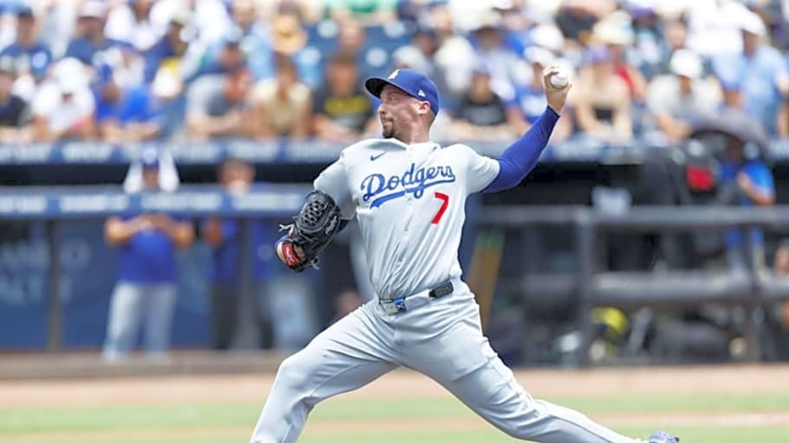 Dodgers&#39; $182 Million All-Star Named Biggest X-Factor in NL West Battle With Padres