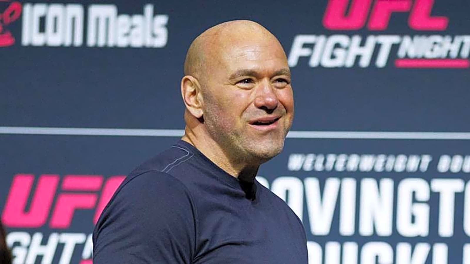 UFC CEO Dana White reacts to controversial Derrick Lewis stoppage