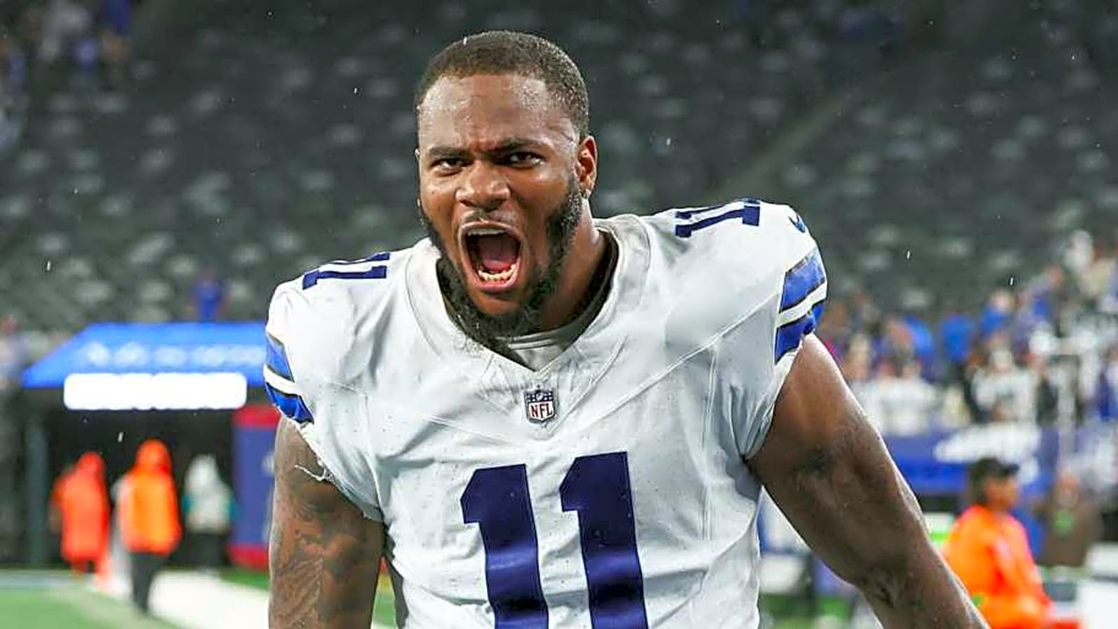 Micah Parsons continues taking high road while Cowboys drag feet on contract