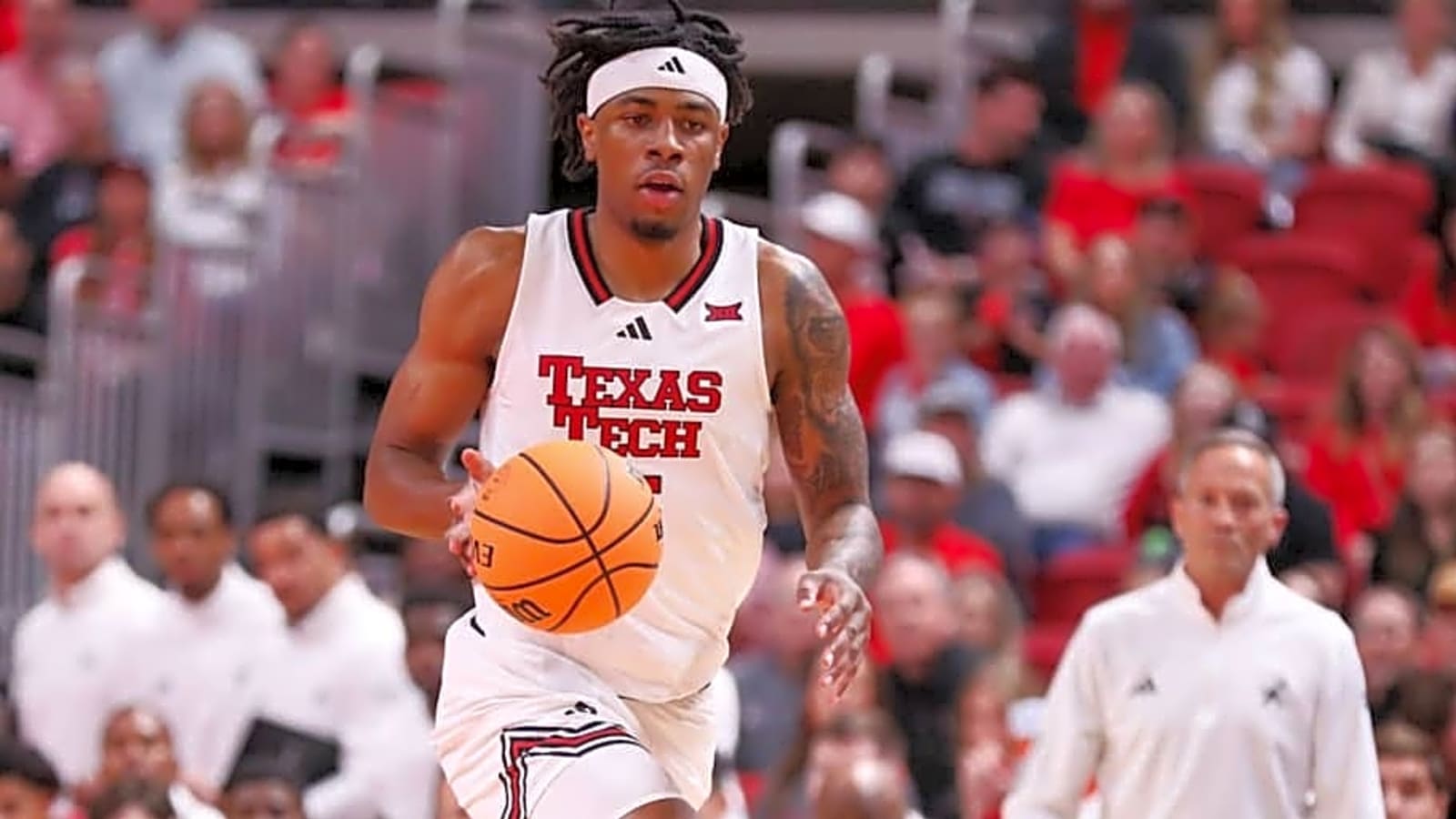 Lakers Predicted to Land Big 12 POTY in New Mock Draft