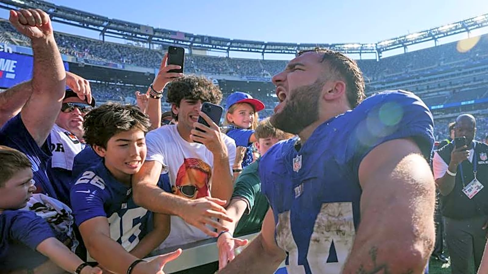 NY Giants Rookie Cam Skattebo Makes a Very Special  Donation