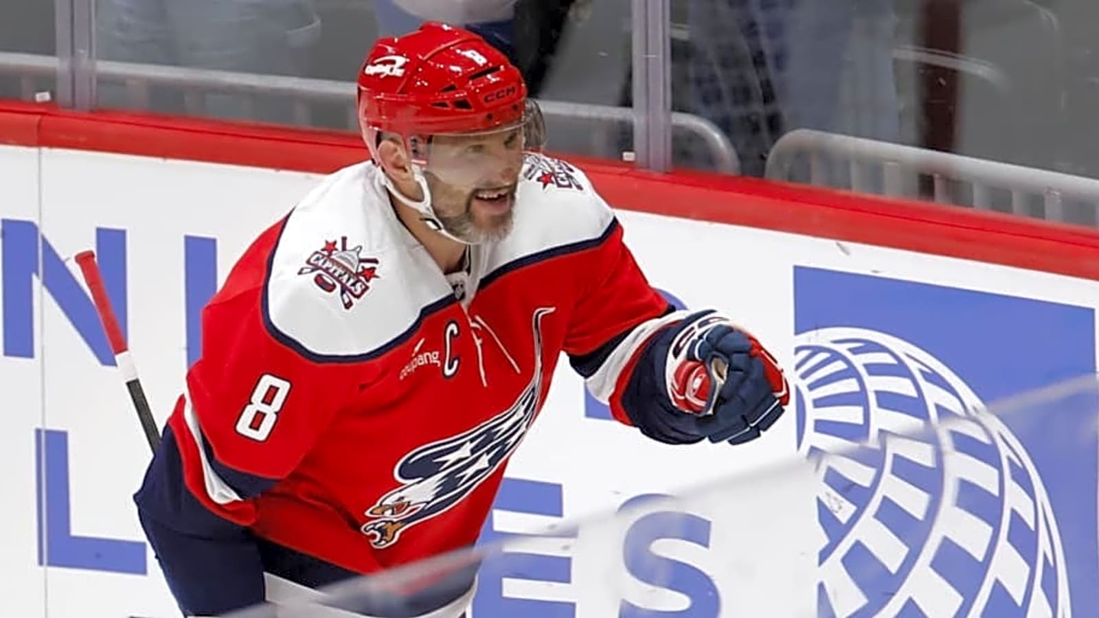 Capitals' Alex Ovechkin Joins Wayne Gretzky in 1,000 Goal Club