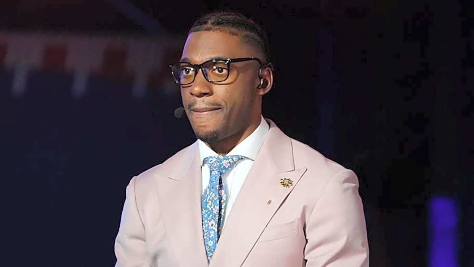 Former Commanders QB Robert Griffin III draws backlash over viral post