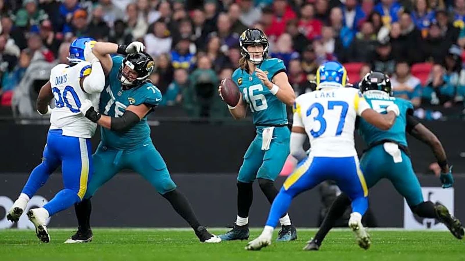 Why the Jaguars Offense is Lacking Any Semblance of Consistency