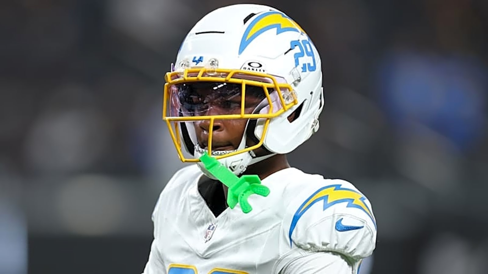 Chargers' fan favorite quells all concerns after injury scare vs. Vikings