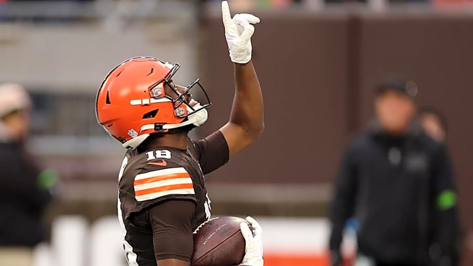 Recent Browns draft pick announces retirement in heartbreaking fashion