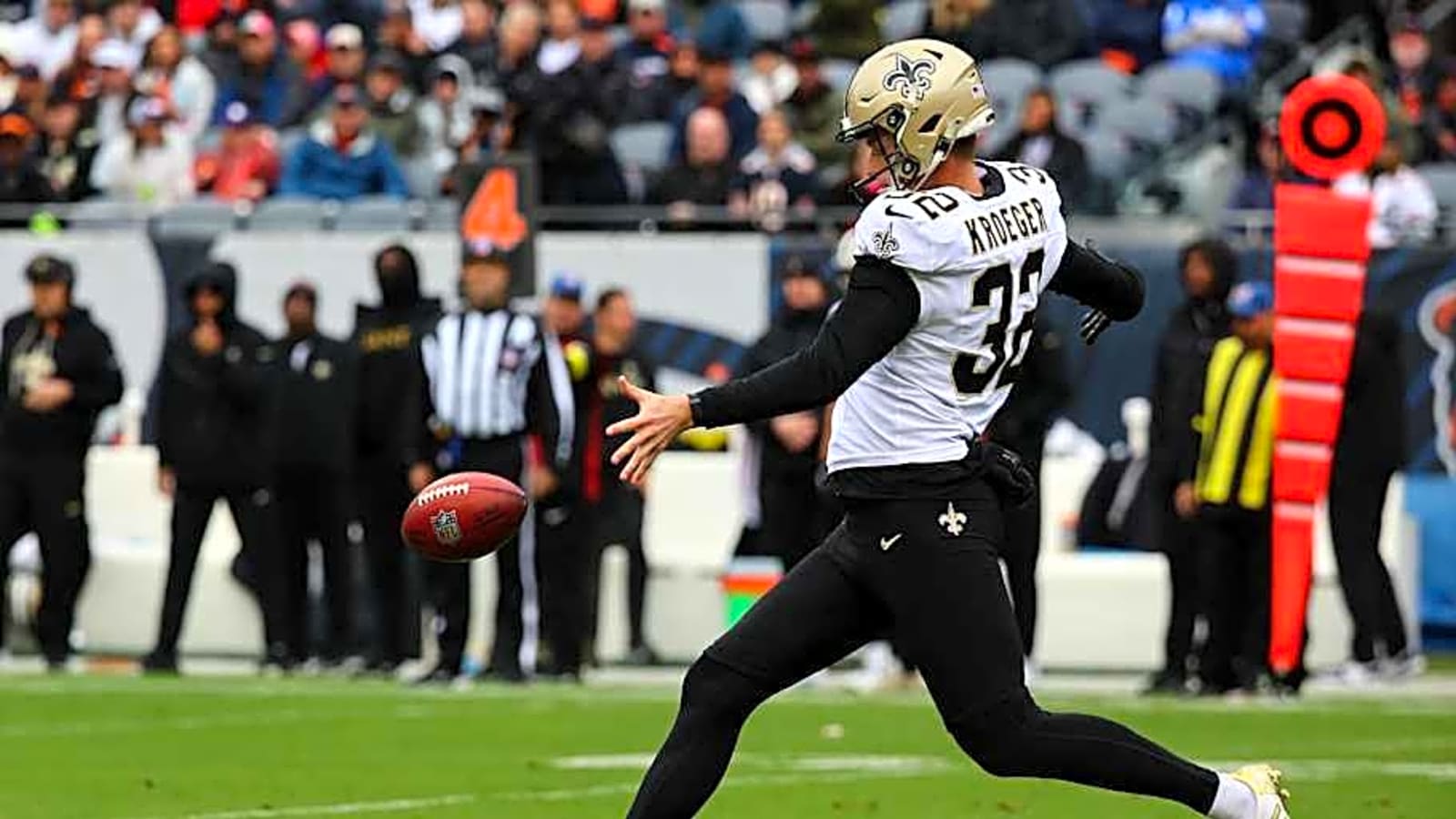 Texans Land New Punter in Trade With Saints