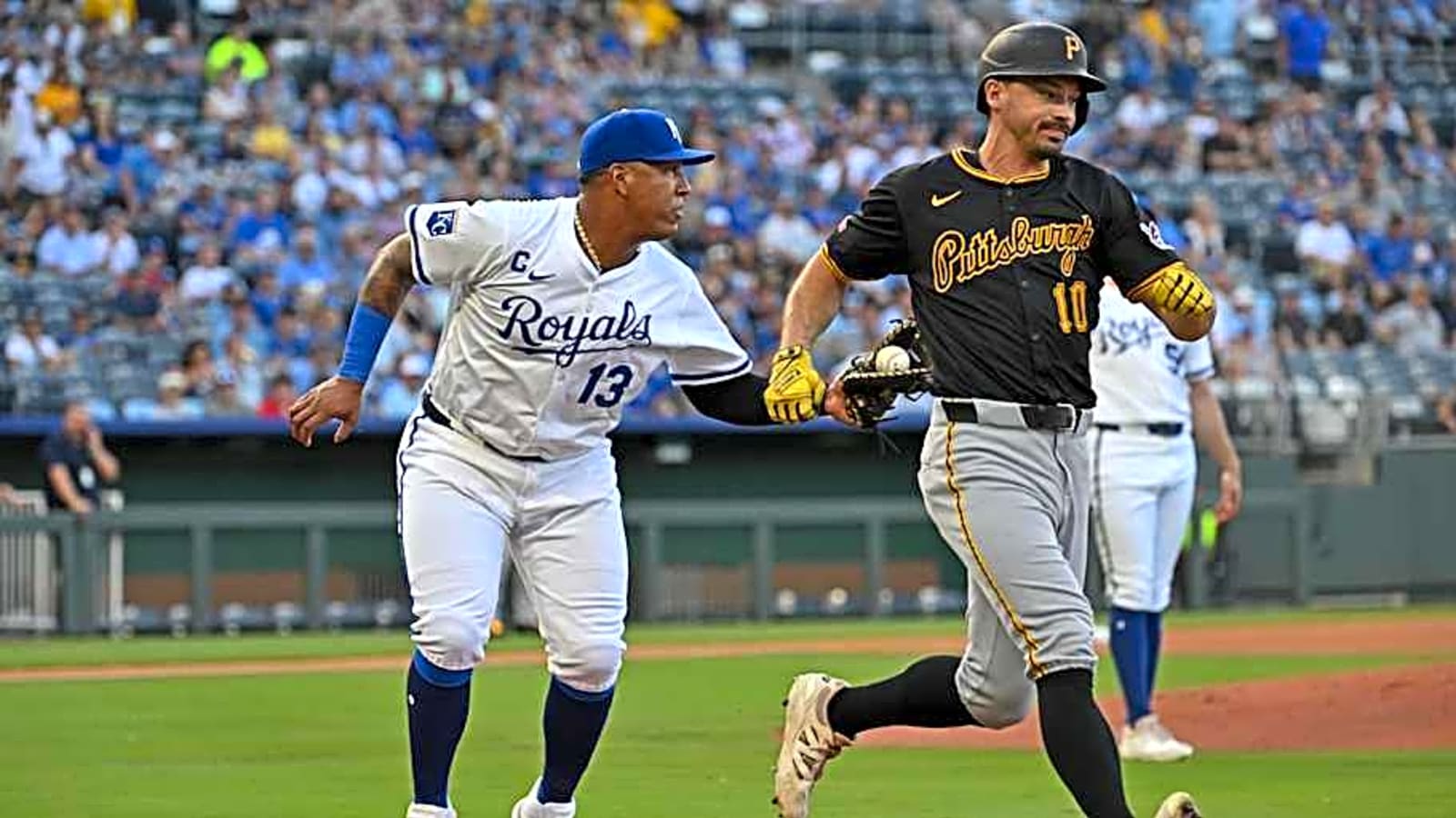 Pirates Come Up Short vs. Royals, Suffer Sweep