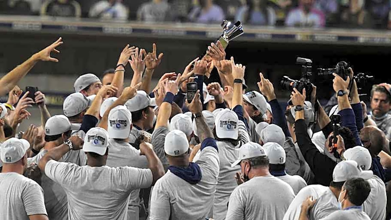 Tampa Bay Rays Manager Reflects on Impact of Former ALCS Hero Charlie Morton