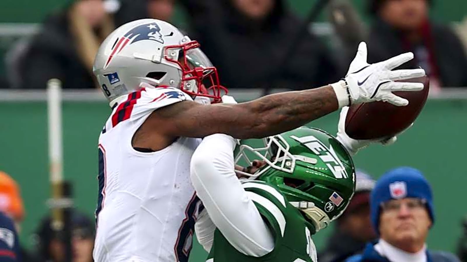 Maryland Alum Stefon Diggs Dominates Jets as Patriots Make Final Push for Top Seed in AFC