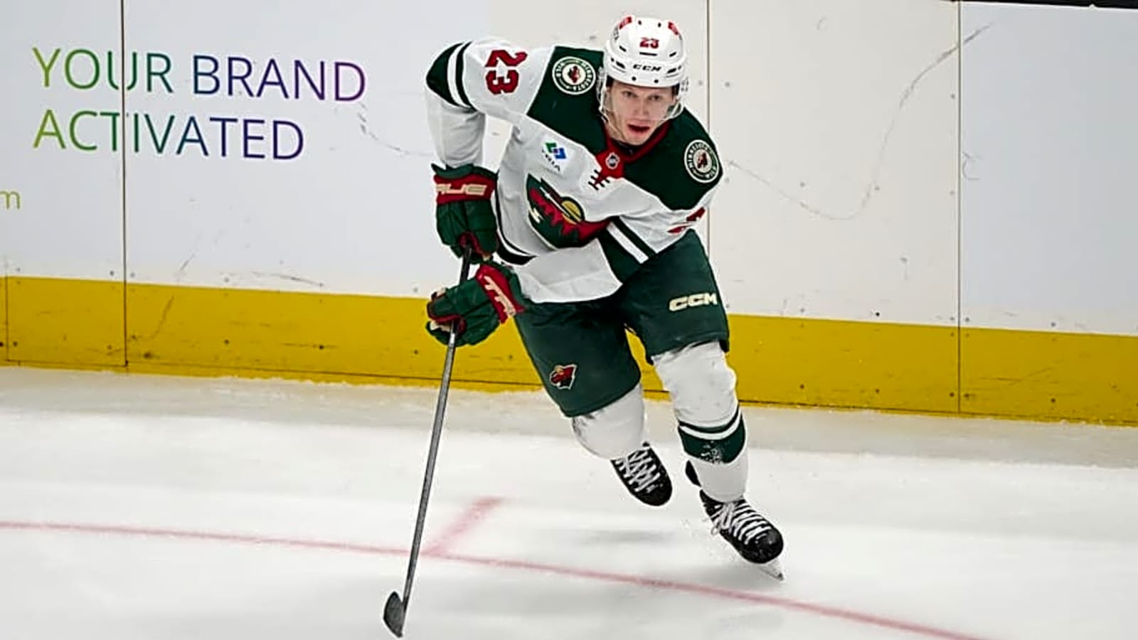 Wild Finally Sign RFA Forward