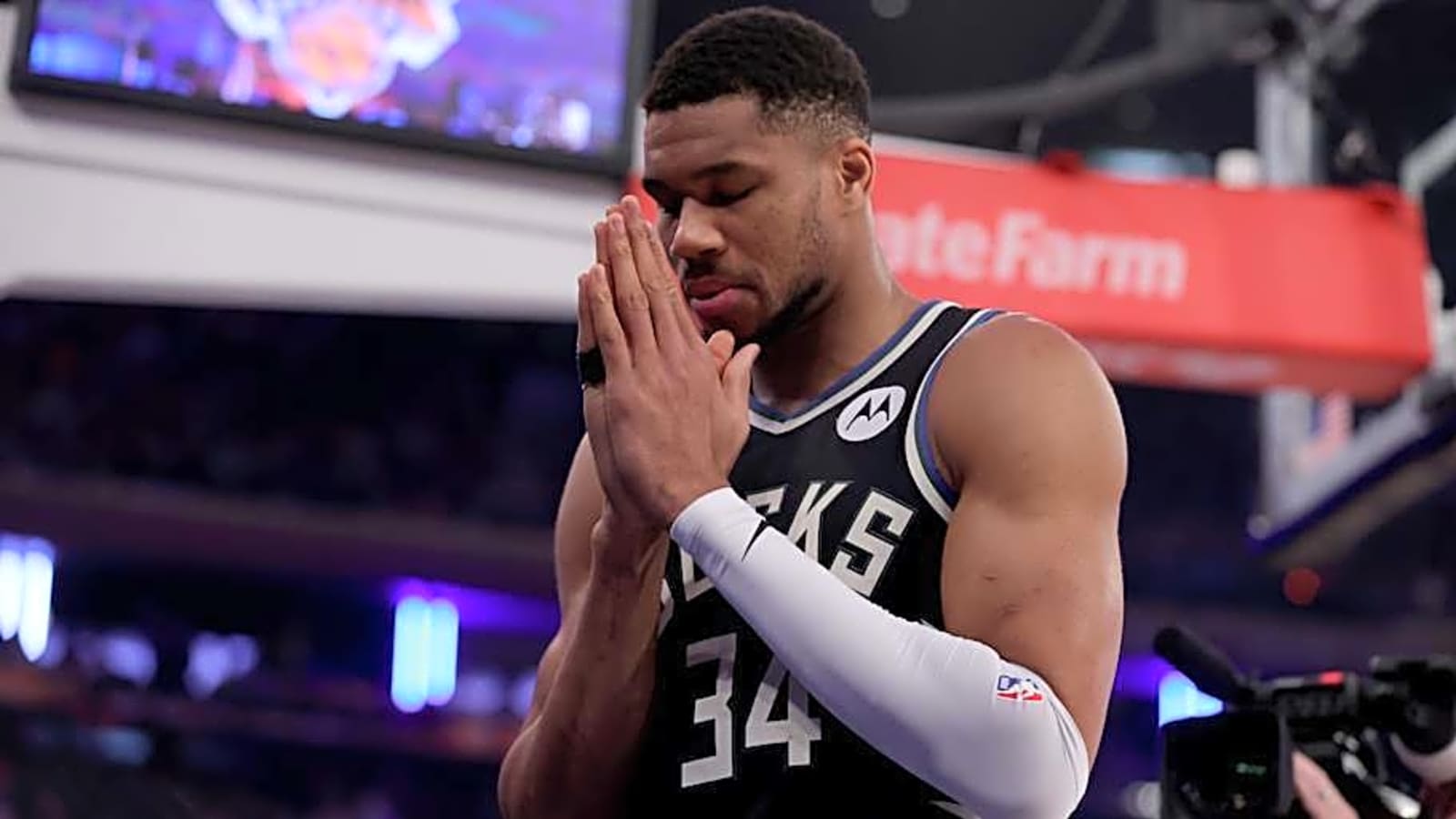 Giannis Trade Bombshell Hits Knicks Differently Than It Would've Before