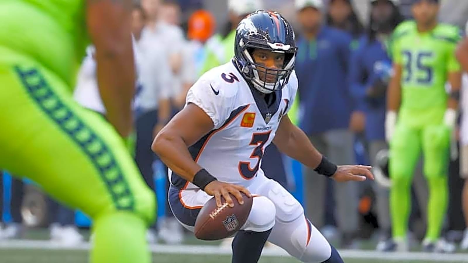 Ex-Seahawks legend Russell Wilson &#39;lost the locker room&#39; in Denver, analyst says