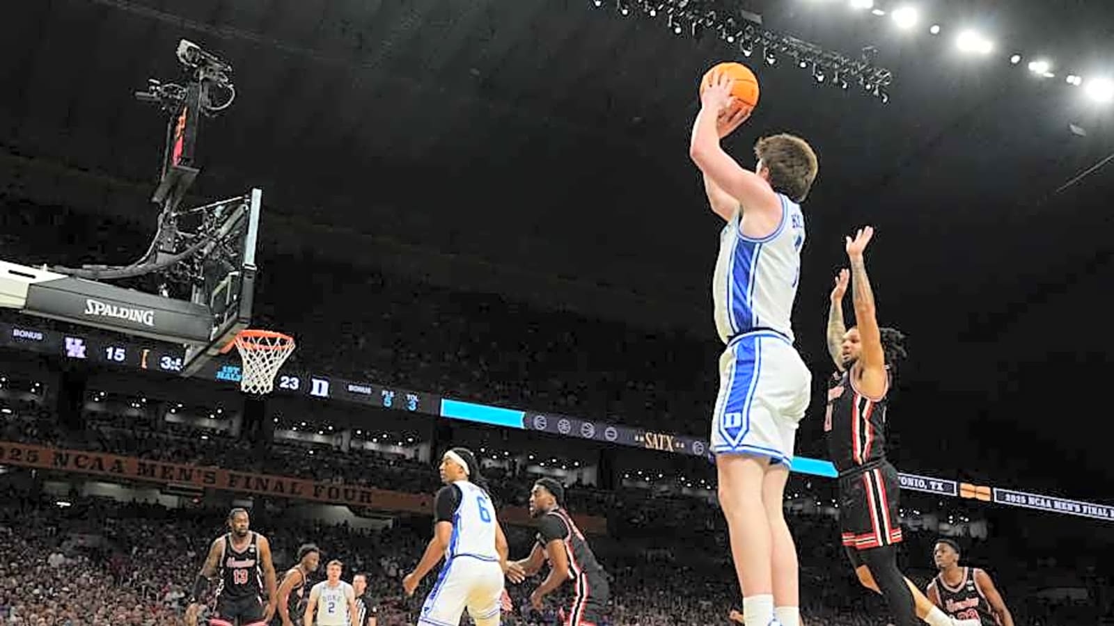 Potential Sixers Prospect Officially Declares for 2025 NBA Draft
