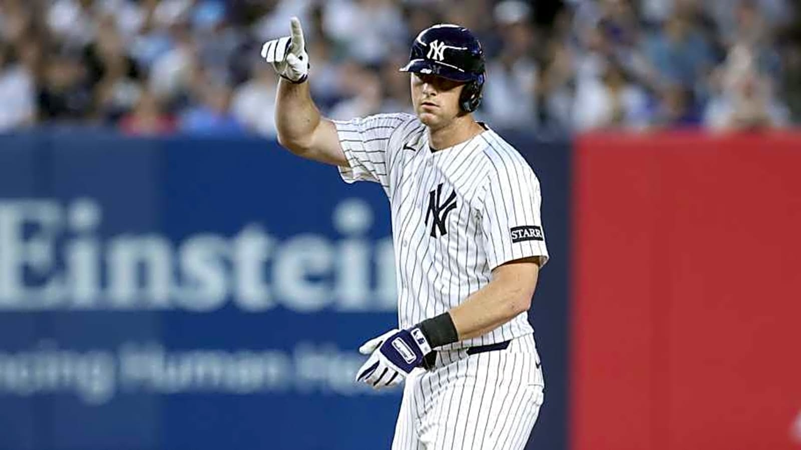 DJ LeMahieu Still Affects Yankees Deadline Plans