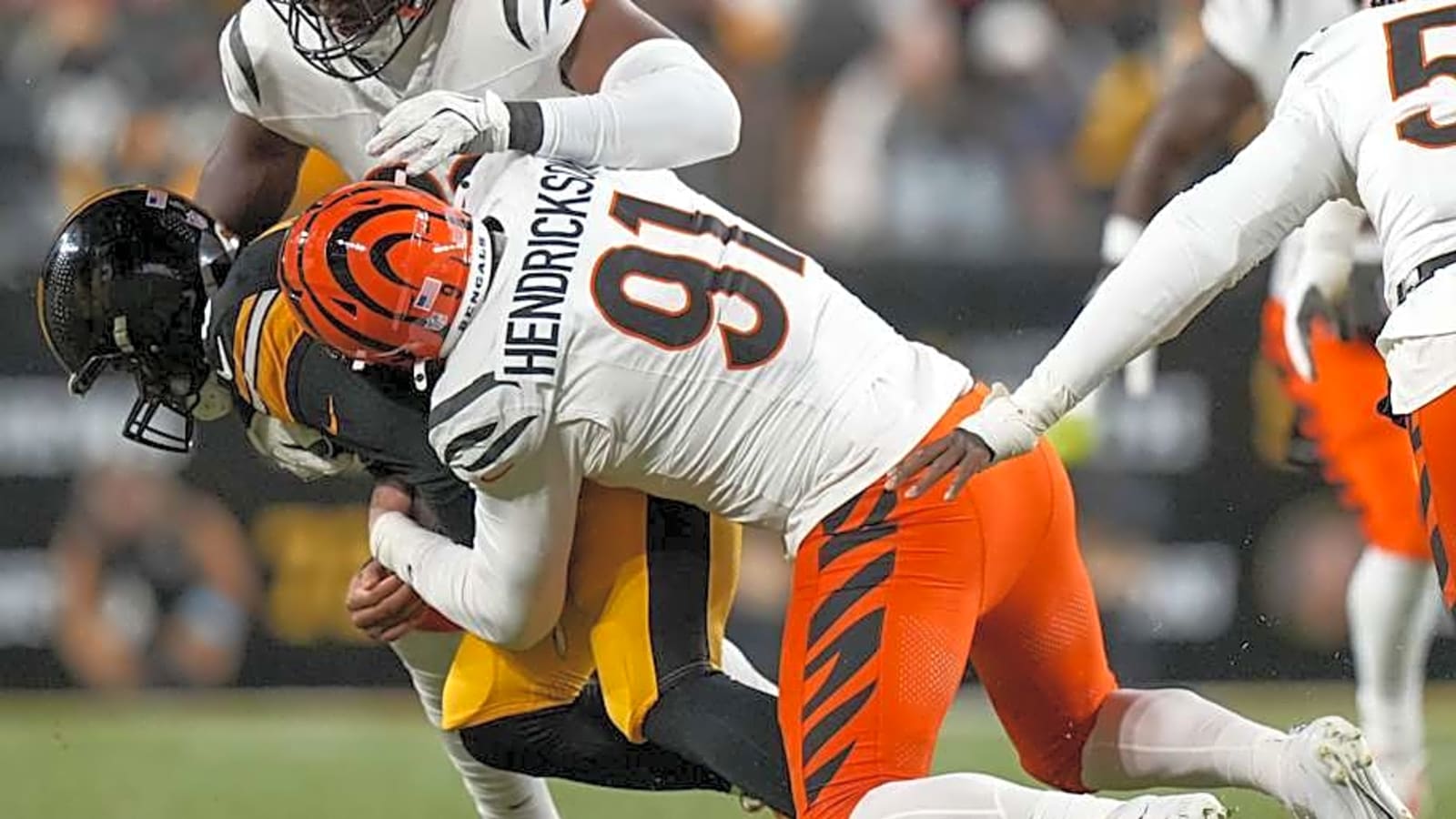 Blockbuster Trade Brings All-Pro Edge to Colts