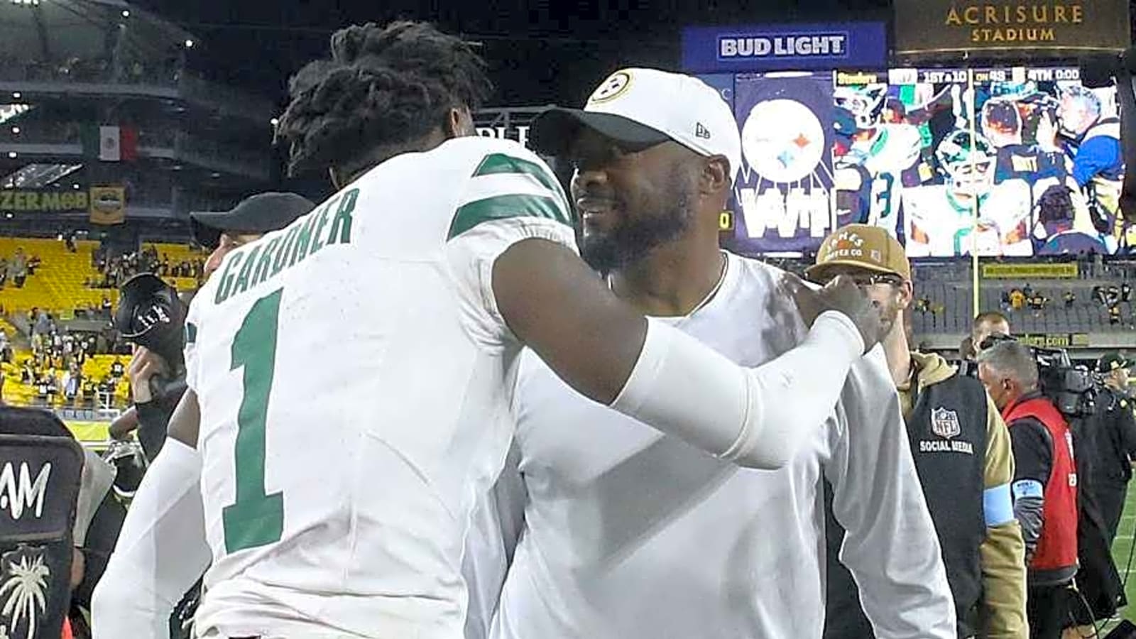Jets Linked To Blockbuster Draft Day Trade With Loaded AFC Contender