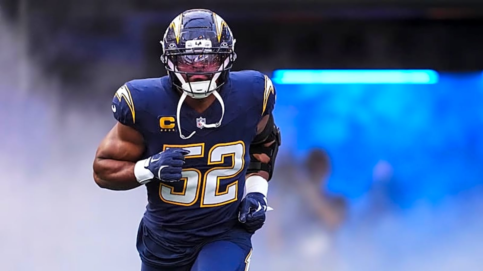 Khalil Mack sends clear message to Chargers locker room after ugly beatdown