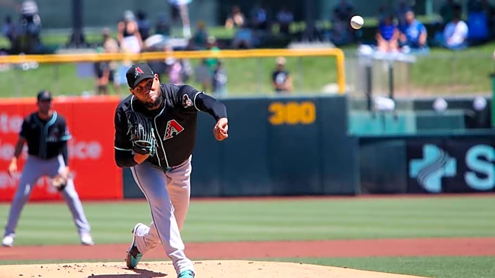 Diamondbacks Seek Series Win, Rodriguez Seeks Consistency