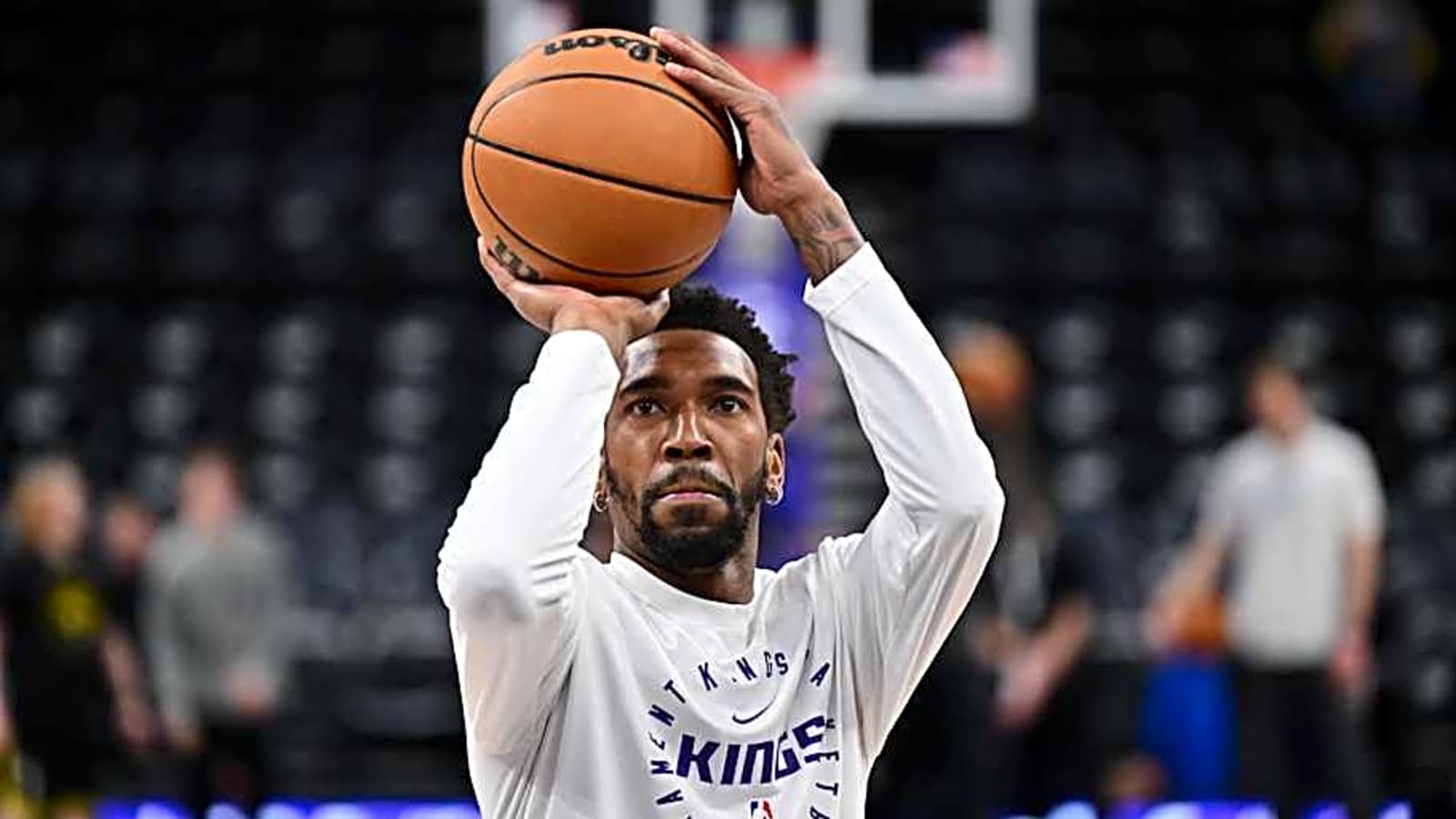 Kings Holding Up Free Agent Market with Unfinished Business