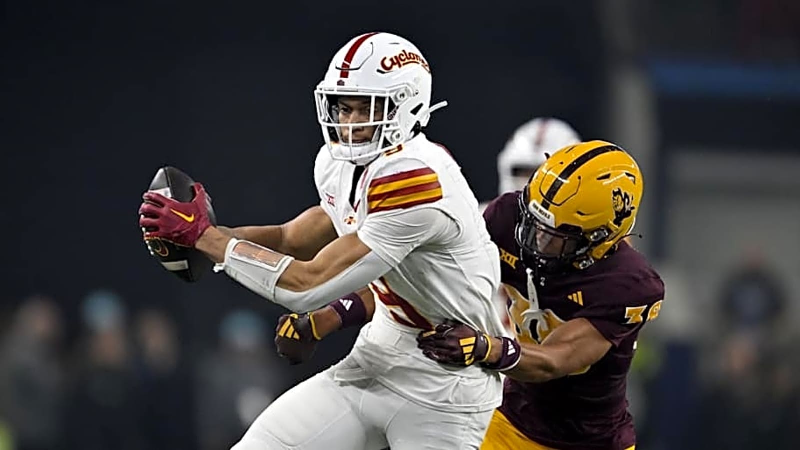 Review: Patriots in a New 7-Round NFL Mock Draft