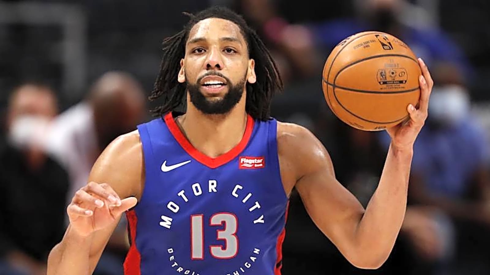 Ex-Sixer Signs Contract with Team in Japan