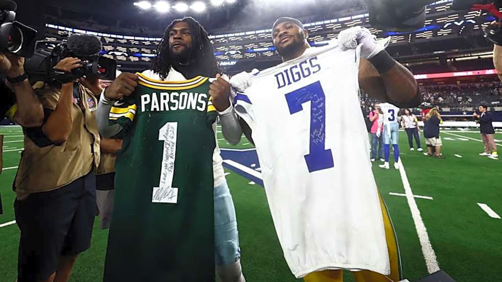 Micah Parsons&#39; jersey swap partner was Cowboys best friend who always had his back
