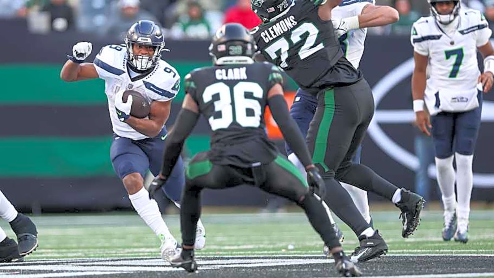 Seahawks RB Kenneth Walker III in a league of his own avoiding tackles