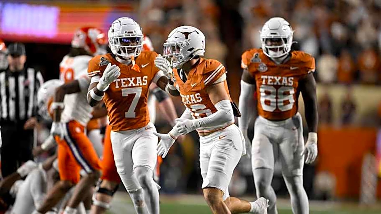 5-Star CB Commits to Texas Longhorns 2026 Recruiting Class