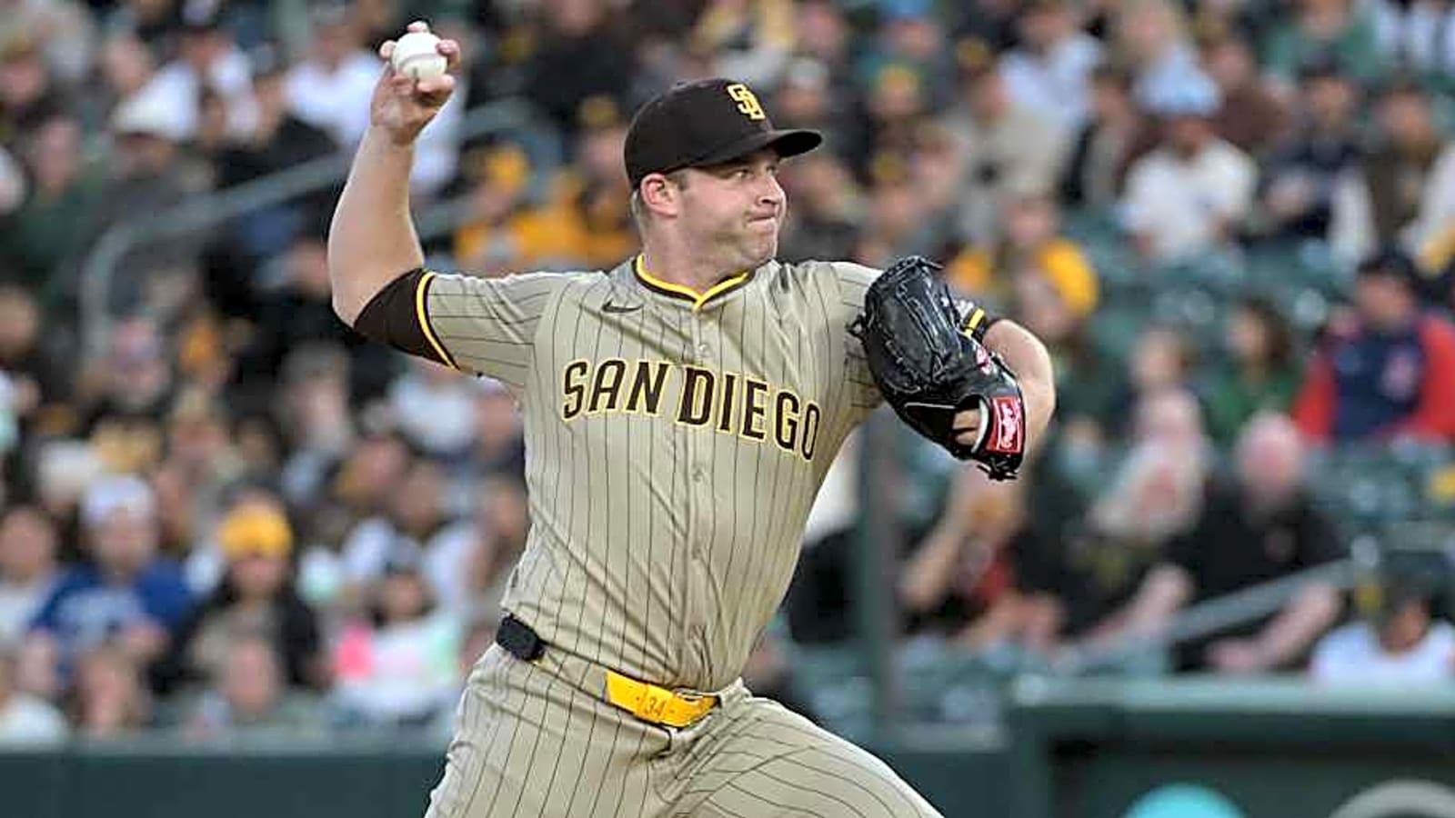 Yankees Could Reunite With Padres Pitcher