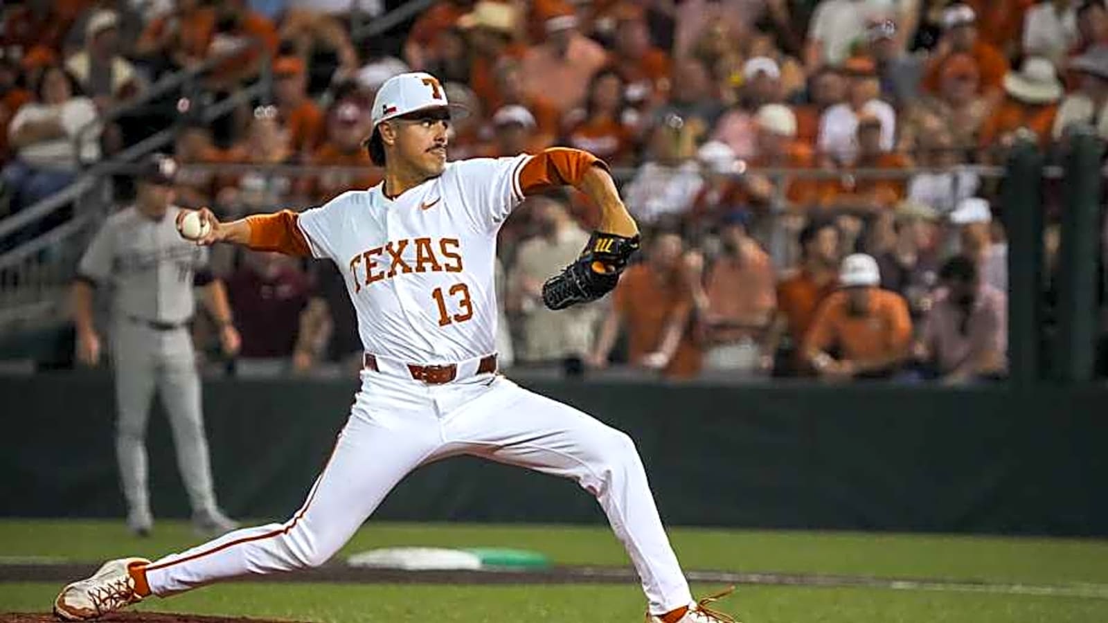 Longhorns Notebook: Texas Dominates Kansas State, Avoids Elimination