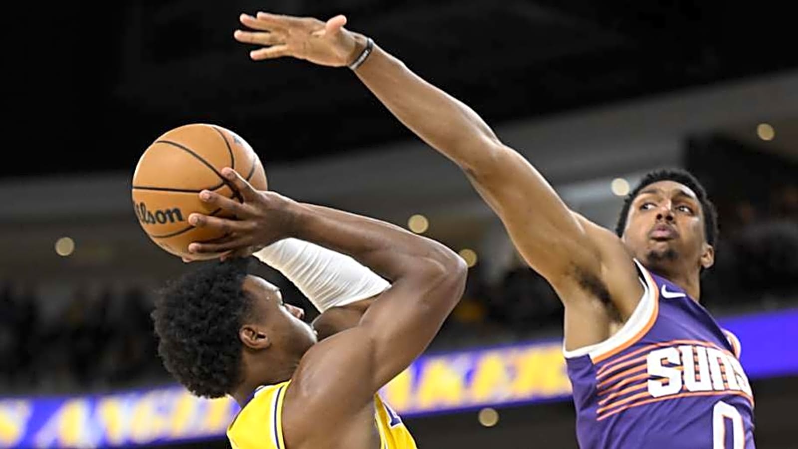 Suns Blow Out Lakers in Preseason Opener