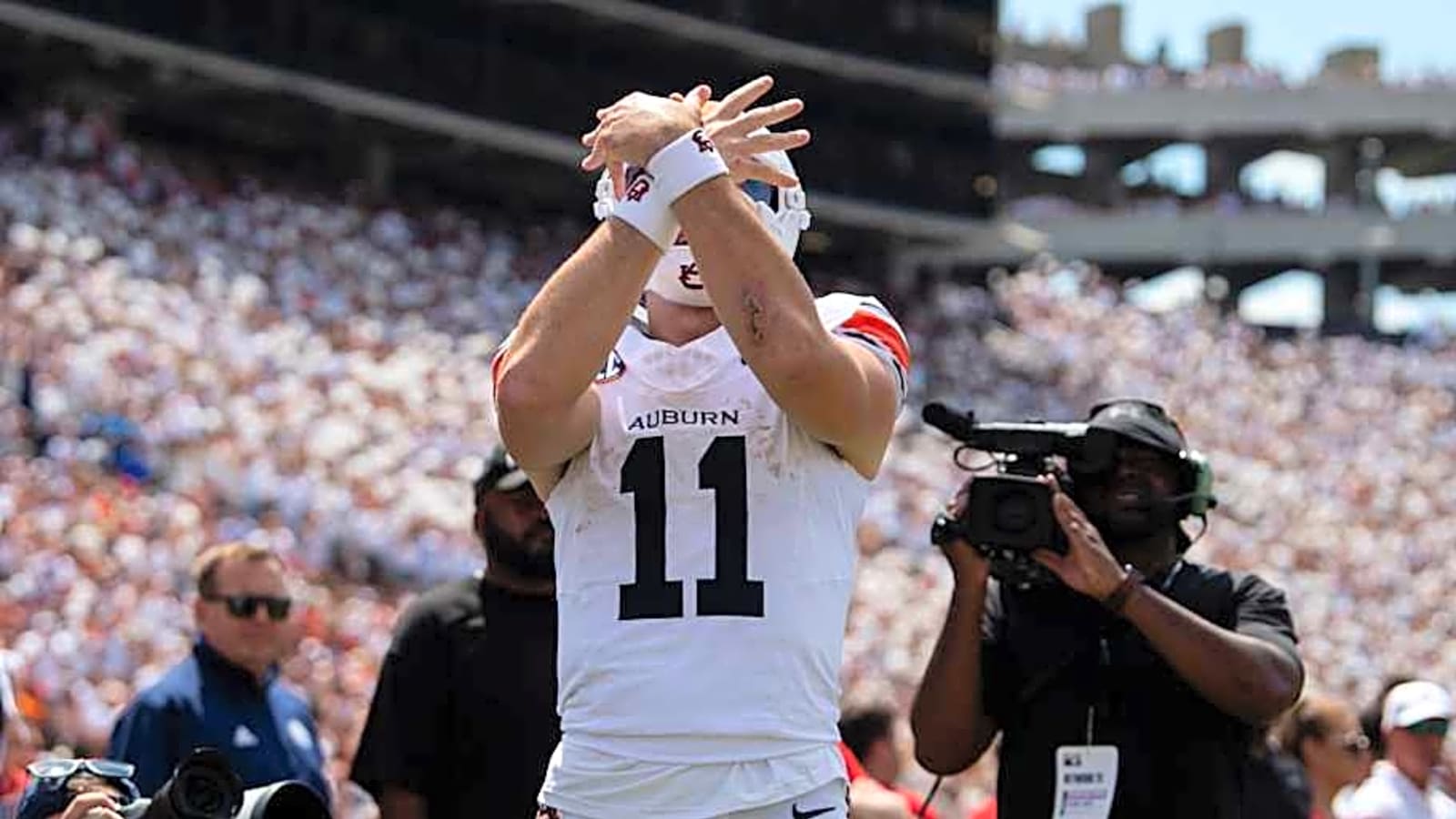 Hugh Freeze Helping Auburn QB Jackson Arnold Prepare for Return to No. 11 Oklahoma
