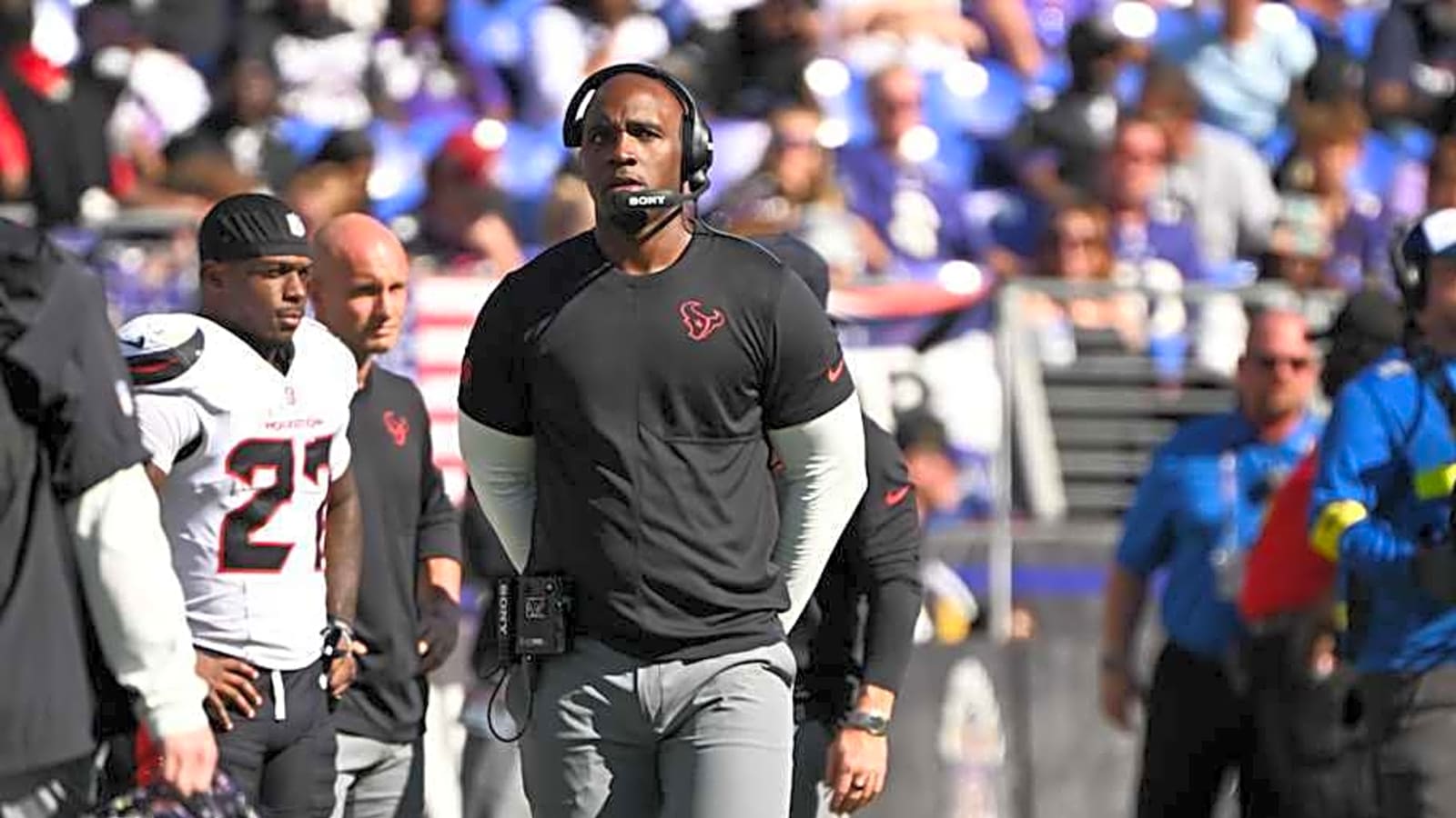 Texans&#39; DeMeco Ryans Staying Unbothered by AFC Standings