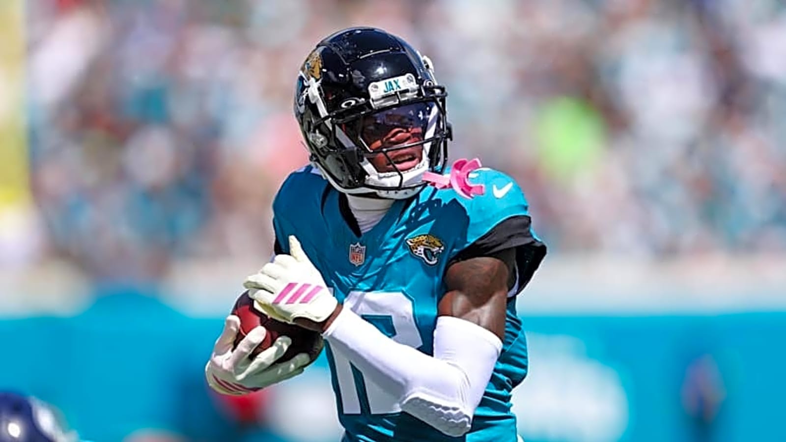 Why Travis Hunter Should Do the Improbable