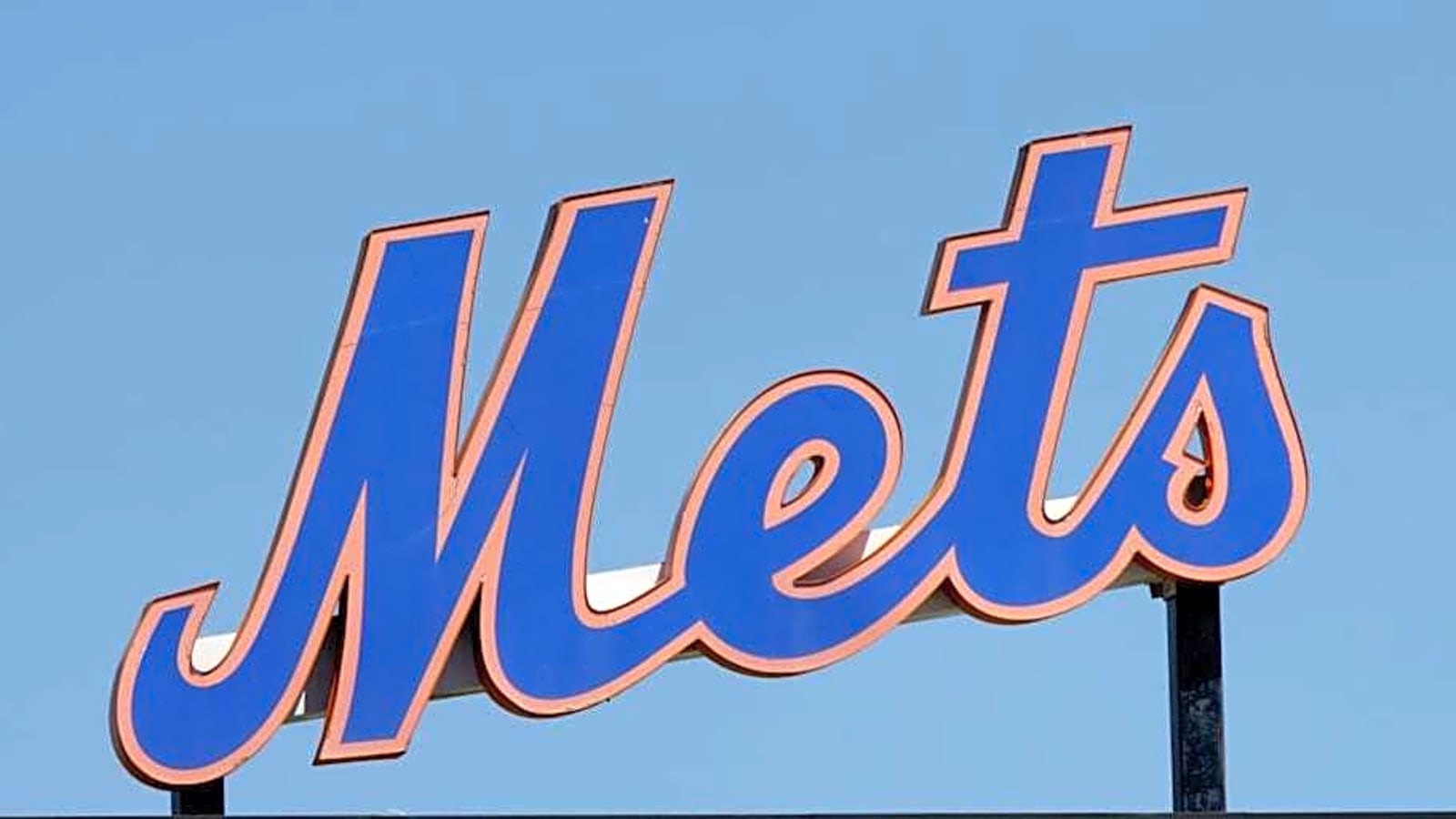 New York Mets acquire veteran reliever from Giants Yardbarker