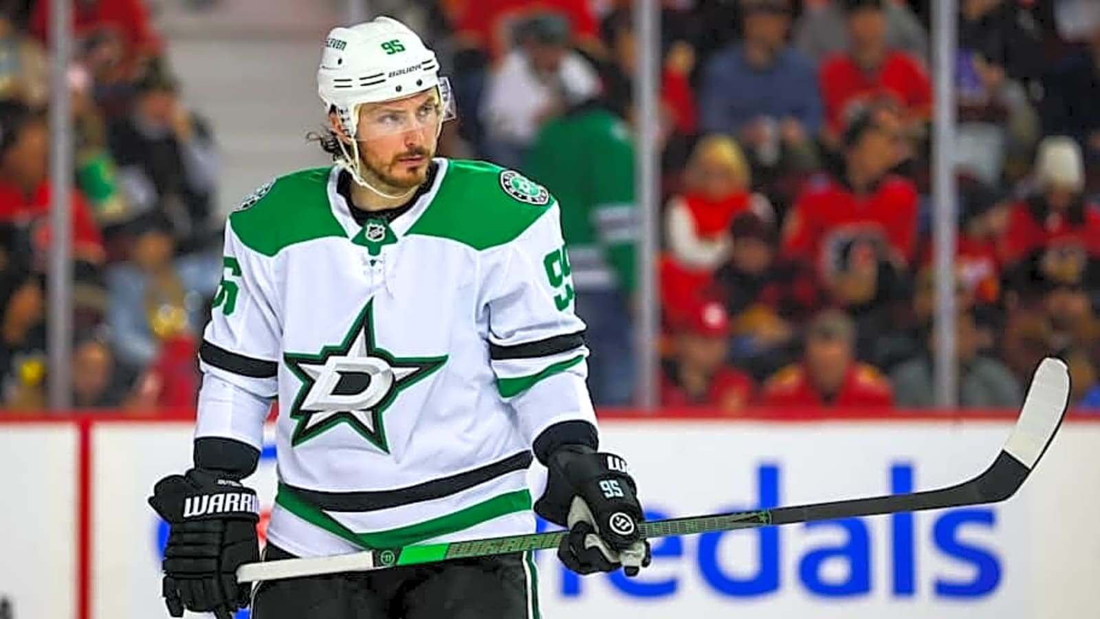 Canucks Wanted Stars Forward Before Extension