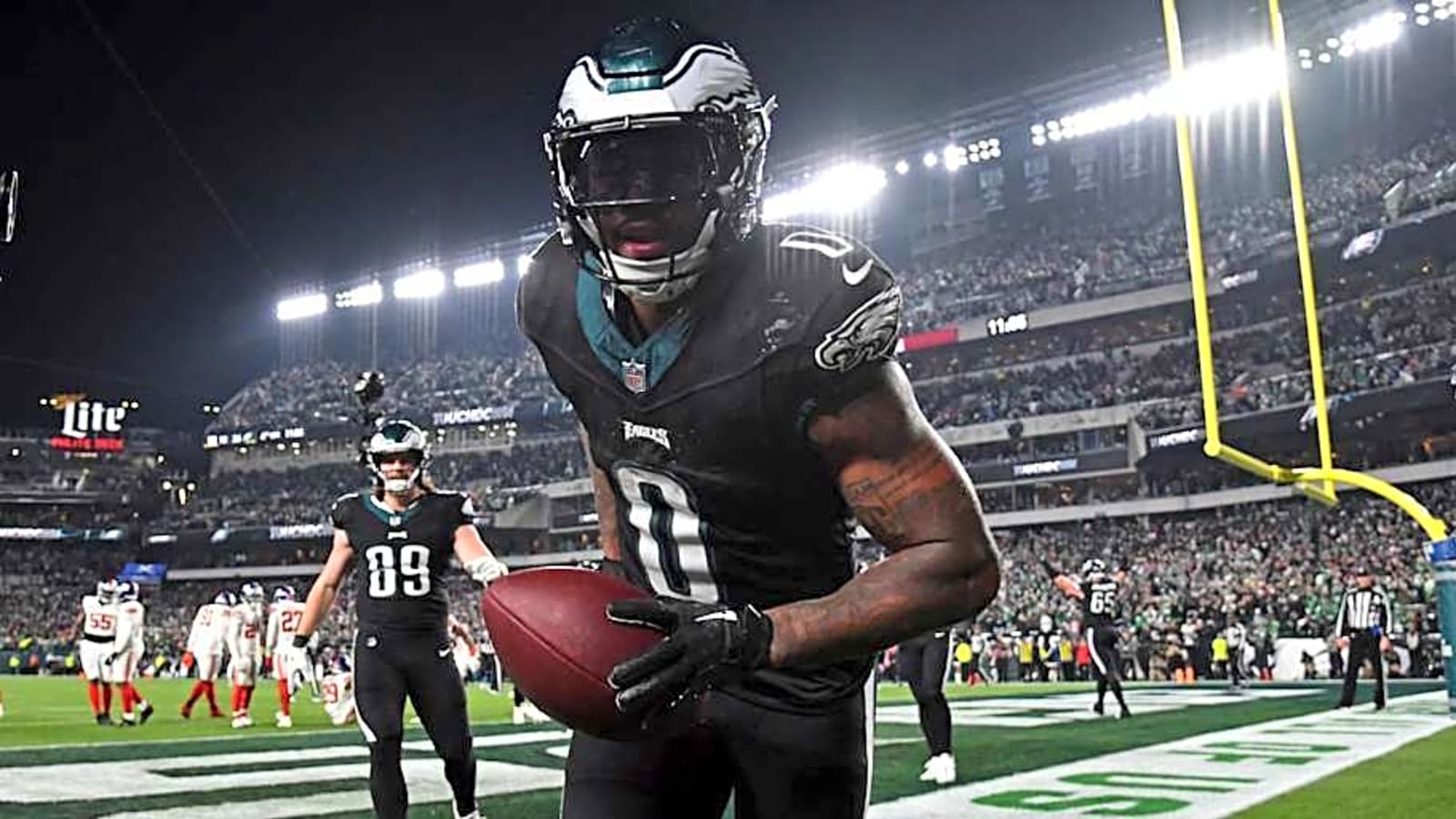 Dallas Cowboys urged to target former Eagles RB in massive trade