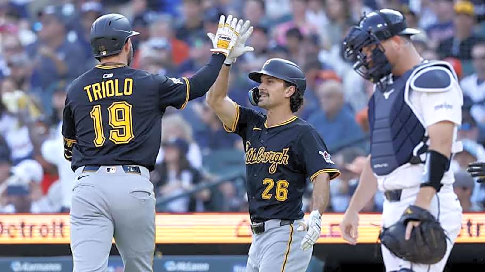 Pirates Outlast Tigers in Extra Innings, Avoid Sweep