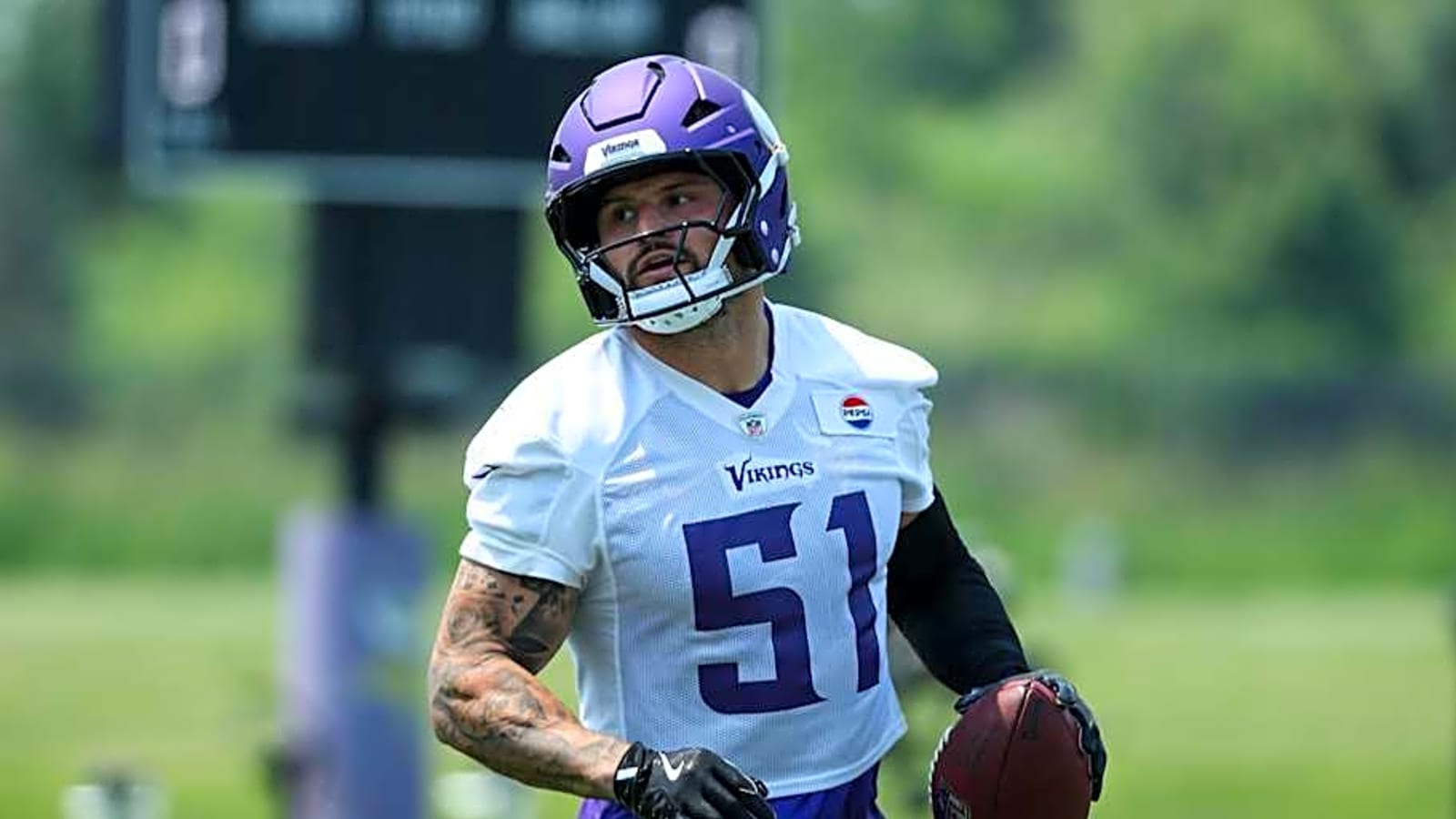 2025 All-NFC North Preseason Team: Cashman among the best in division