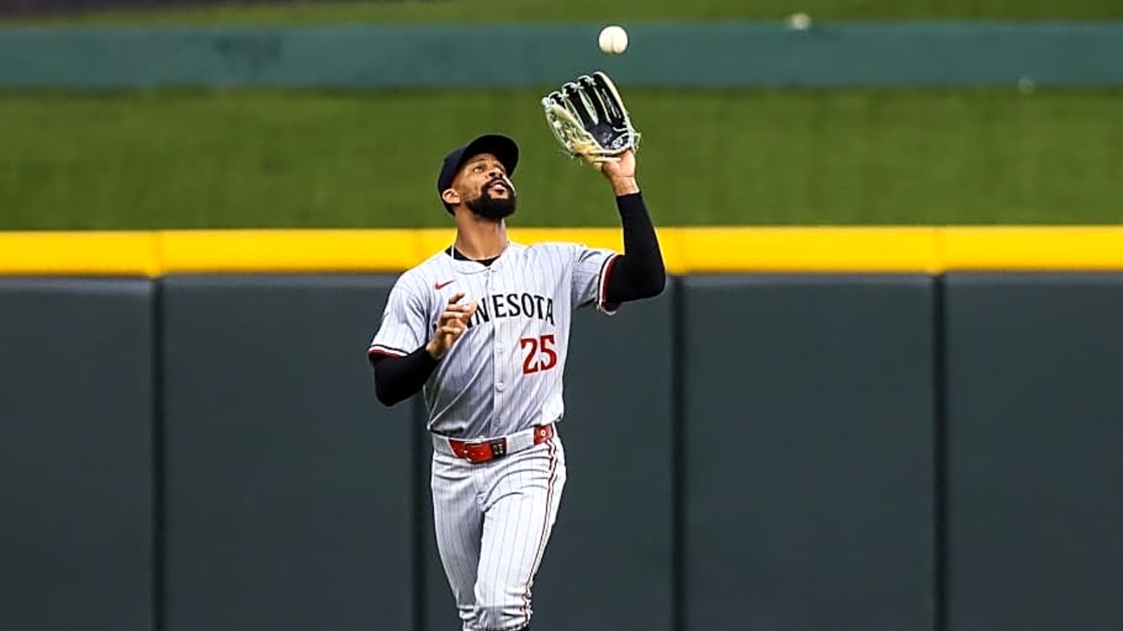 Twins Star Outfielder Would Be &#39;Dream Target&#39; for Phillies at Trade Deadline