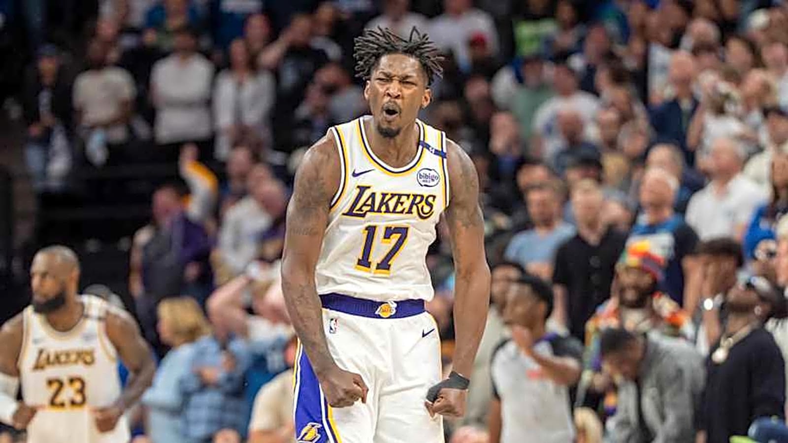 Report: Former Gator Finds New Home in NBA