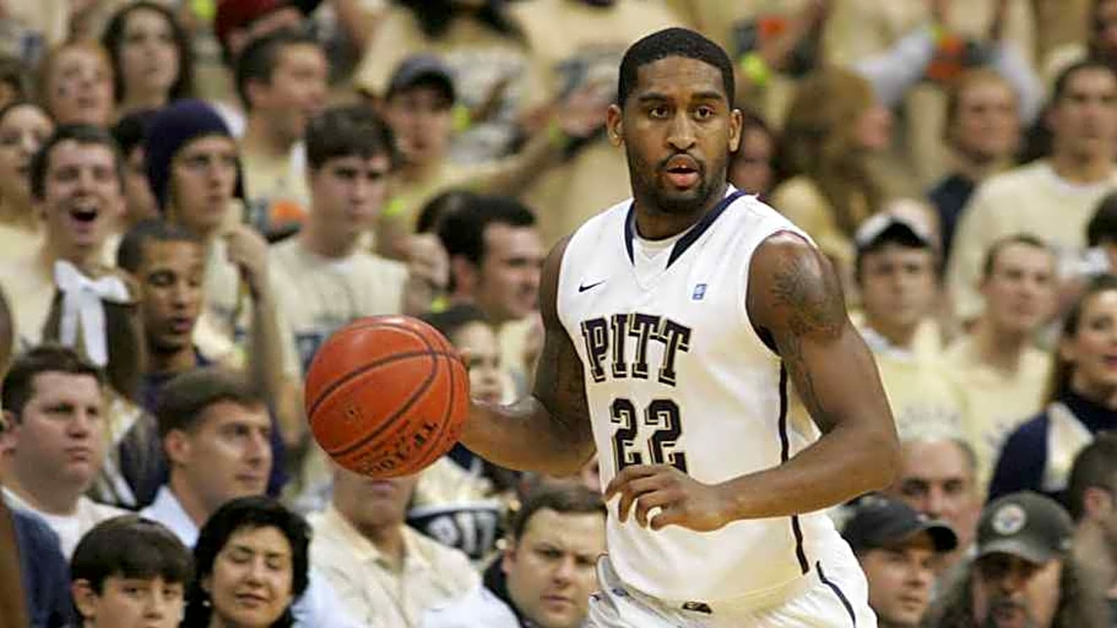 Former Pitt Forward Gets New Coaching Gig
