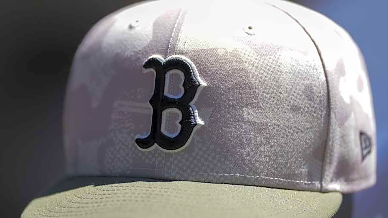 Red Sox Gold Glover Quietly Emerged As Boston&#39;s Team Leader